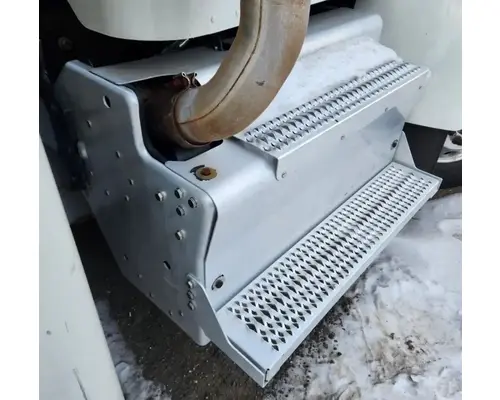 DPF (Diesel Particulate Filter) Peterbilt 337 Complete Recycling Group LLC