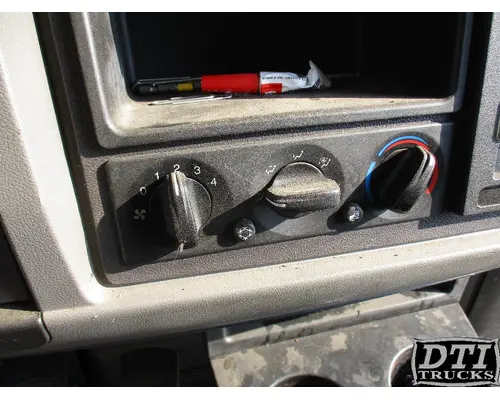 ECM (HVAC) PETERBILT 337 DTI Trucks