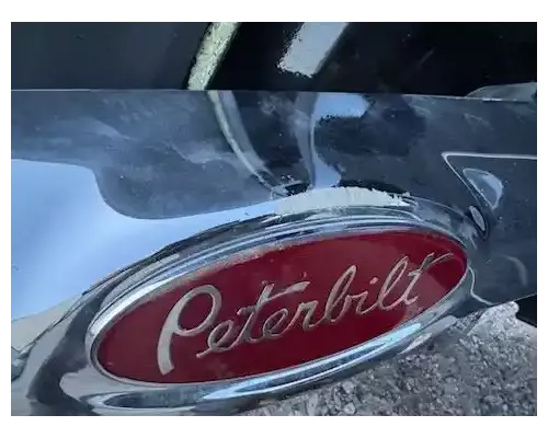 Peterbilt 337 Grille