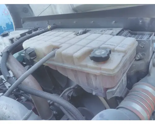 Radiator Overflow Bottle PETERBILT 337 LKQ Heavy Truck - Tampa