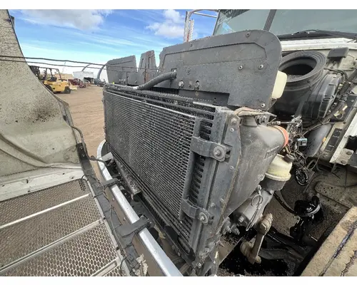 Radiator PETERBILT 337 DTI Trucks