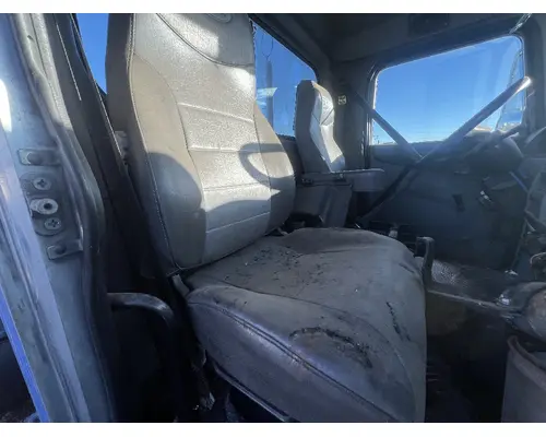 Seat, Front PETERBILT 337 DTI Trucks