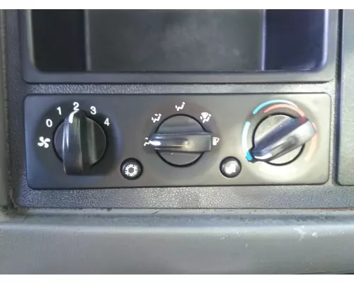Temperature Control PETERBILT 337 LKQ Heavy Truck - Tampa