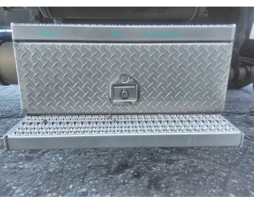 Tool Box PETERBILT 337 LKQ Heavy Truck - Tampa