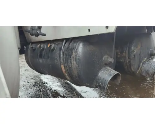 Peterbilt 340 Air Tank