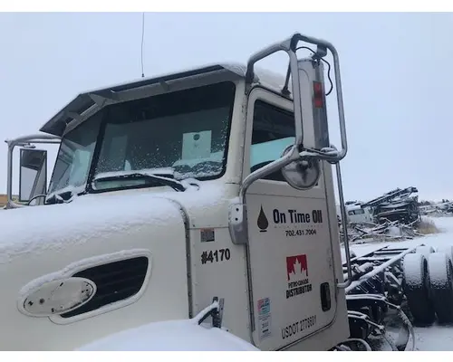 Peterbilt 340 Cab