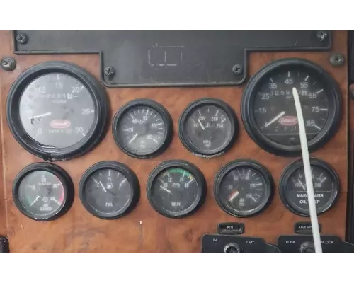 Peterbilt 340 Instrument Cluster