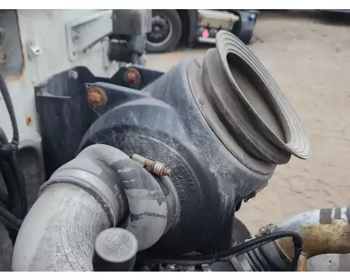 Peterbilt 348 Air Cleaner