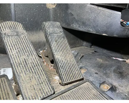 Body Parts, Misc. Peterbilt 348 Vander Haags Inc Sf