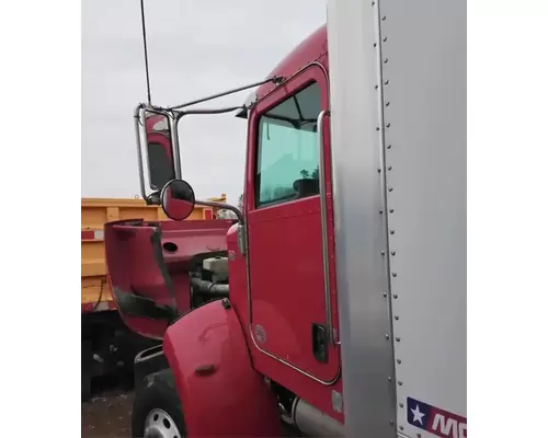 Peterbilt 348 Cab
