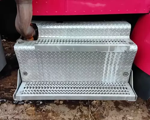 Peterbilt 348 DPF (Diesel Particulate Filter)
