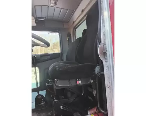 Peterbilt 348 Seat, Front