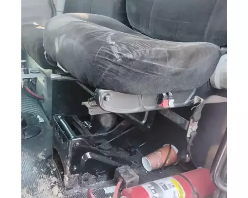 Peterbilt 348 Seat, Front