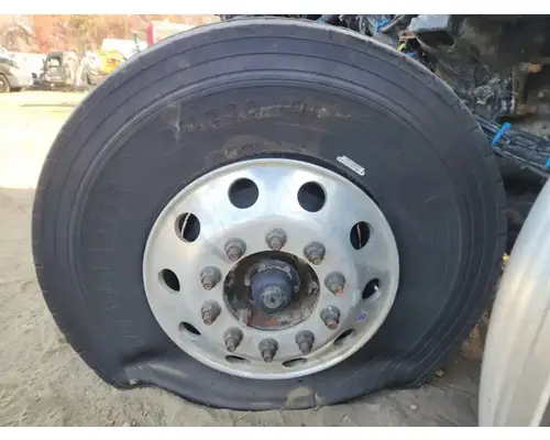 Peterbilt 348 Spindle  Knuckle, Front