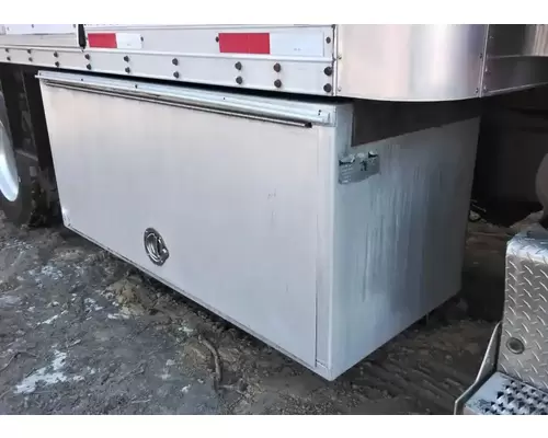 Tool Box Peterbilt 348 Complete Recycling Group LLC