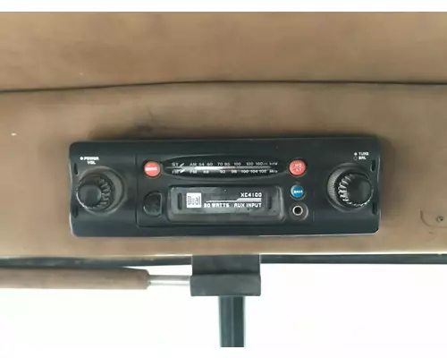 Radio Peterbilt 357 Vander Haags Inc Cb