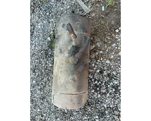 Peterbilt 357 Air Tank