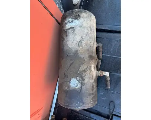 Peterbilt 357 Air Tank