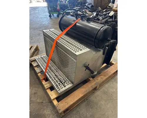 Battery Box PETERBILT 357 Dutchers Inc   Heavy Truck Div  Ny