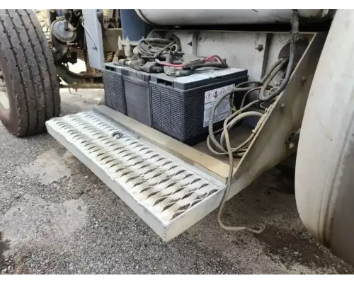 Peterbilt 357 Battery Box