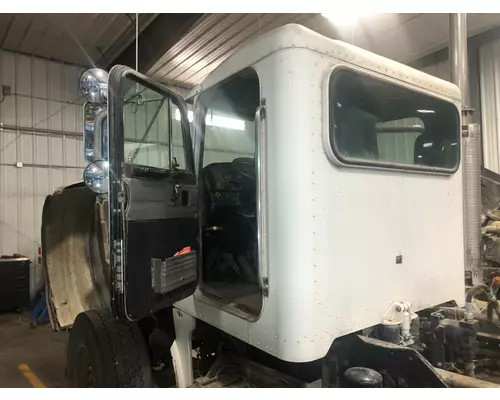 Peterbilt 357 Cab Assembly