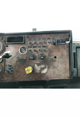 Peterbilt 357 Dash Assembly