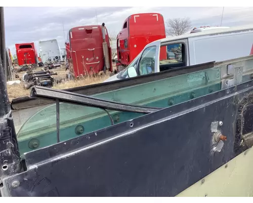 Door Glass, Front Peterbilt 357 Vander Haags Inc Sp