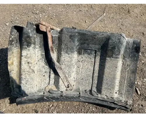 Peterbilt 357 Fender Extension