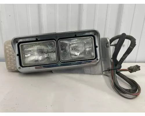 Peterbilt 357 Headlamp Assembly