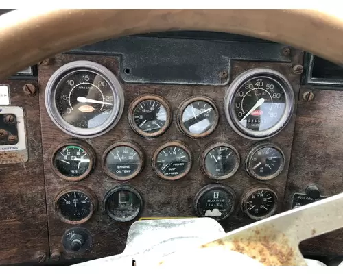 Peterbilt 357 Instrument Cluster