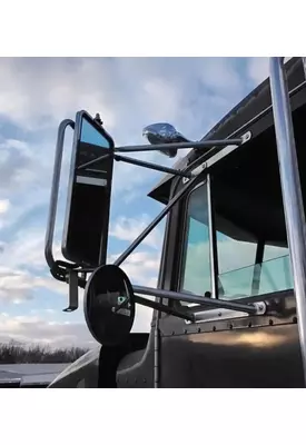 Peterbilt 357 Mirror (Side View)