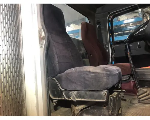 Seat, Front Peterbilt 357 Vander Haags Inc Kc