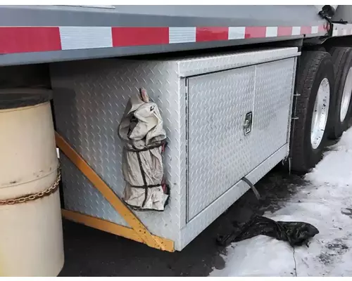 Tool Box Peterbilt 357 Complete Recycling Group LLC