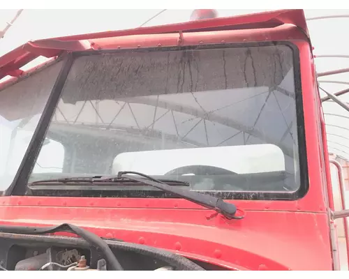 Peterbilt 357 Windshield Glass