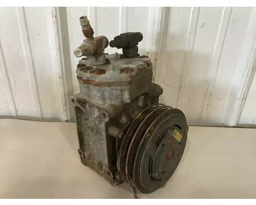 Peterbilt 359 Air Conditioner Compressor