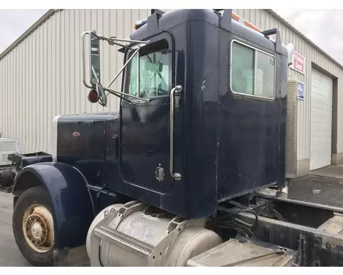 Peterbilt 359 Cab