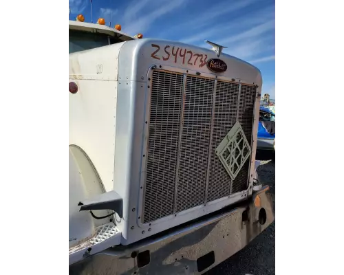 Peterbilt 359 Grille