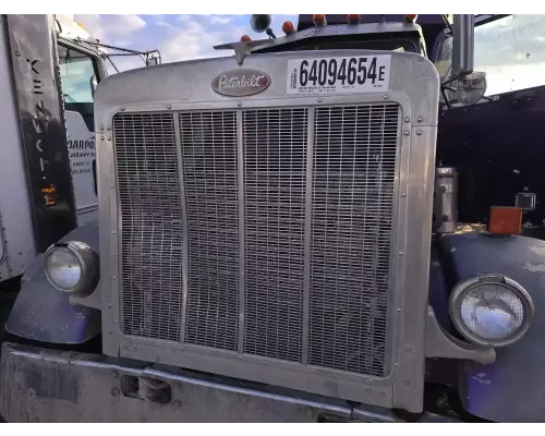 Peterbilt 359 Grille