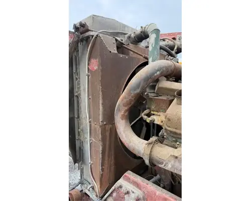 Peterbilt 359 Radiator