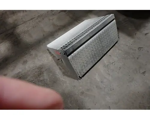 Tool Box PETERBILT 359 Sam's Riverside Truck Parts Inc