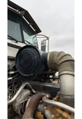 Peterbilt 365 Air Cleaner