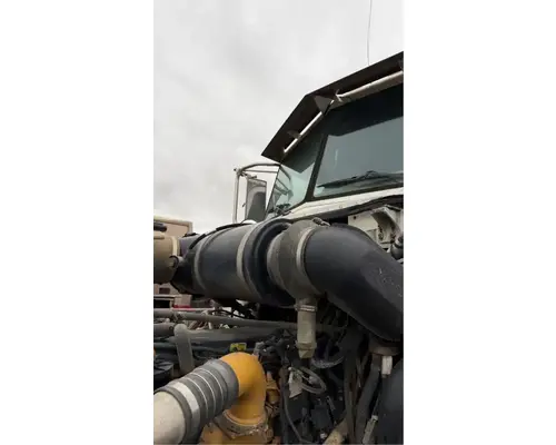 Peterbilt 365 Air Cleaner