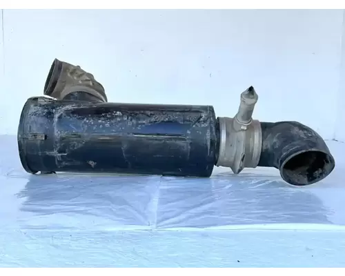 Peterbilt 365 Air Cleaner
