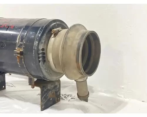 Peterbilt 365 Air Cleaner