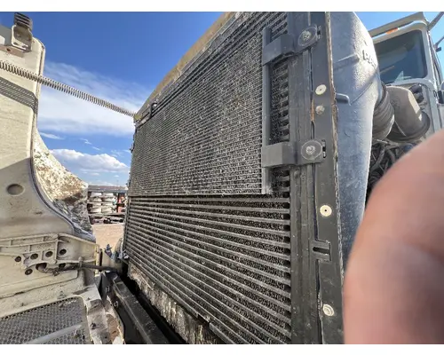 Air Conditioner Condenser PETERBILT 365 DTI Trucks