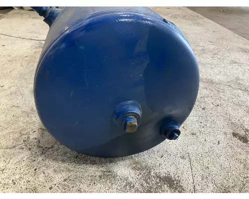 Peterbilt 365 Air Tank