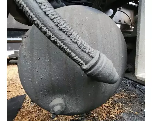 Peterbilt 365 Air Tank