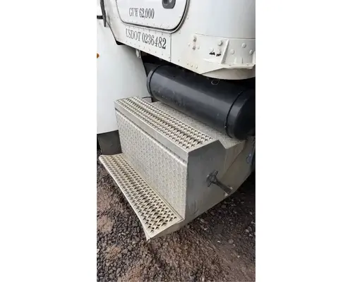 Peterbilt 365 Battery Box