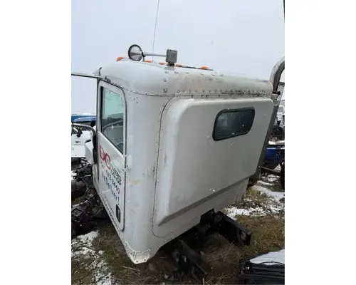 Peterbilt 365 Cab
