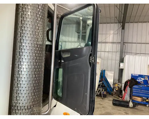 Peterbilt 365 Door Assembly, Front